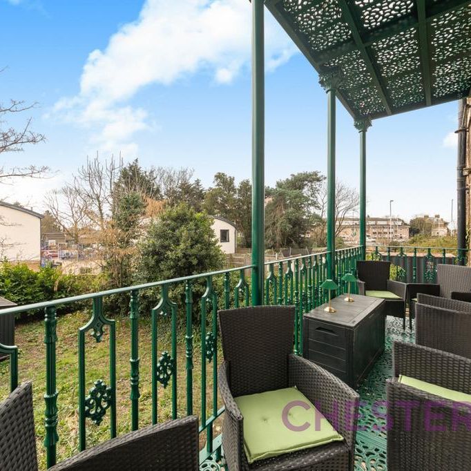 4 bedroom semi-detached house to rent - Photo 1