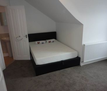 De Lacy Mount (room 5), Kirkstall, Leeds - Photo 4