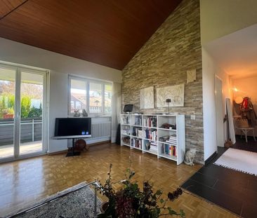 HIGH-QUALITY FURNISHED LIVING OASIS IN A QUIET LOCATION - Photo 4