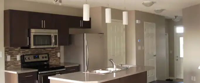 Beautiful 3 Bedroom Duplex in Summerside SW | 6717 23 Ave SW, Edmonton, Edmonton - Photo 1