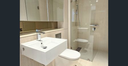 Location Location Green Square Station: Stunning Designer Home - Photo 3