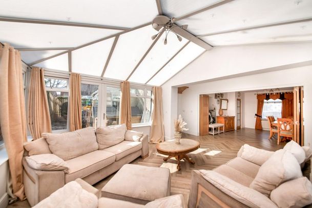 5 bedroom terraced house to rent - Photo 1