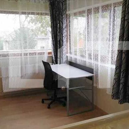 2 camere, 60 mp, decomandat, mobilat modern, cheltuieli incluse, zona Hasdeu - Photo 1