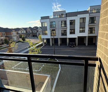 For Lease - 3250 Carding Mill Trail Unit# 213, Oakville, Ontario - Photo 6