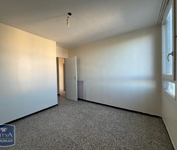 Location Appartement 2 pièces 50m² MARIGNANE 13700 - Photo 3