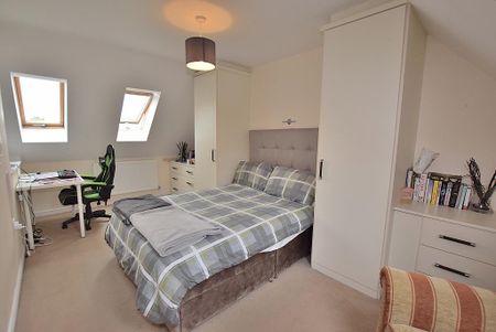3 bedroom terraced house to rent - Photo 5
