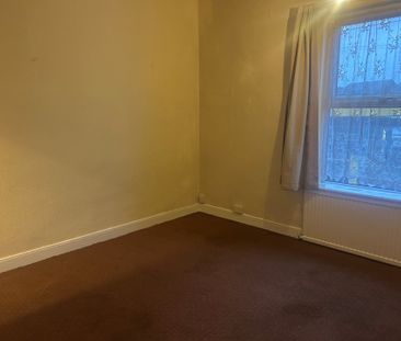 NottinghamRoad, Eastwood, NOTTINGHAM - Photo 4