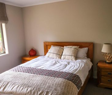 Executive Fully Furnished Home - Photo 1
