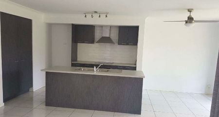 THREE BEDROOM MODERN DUPLEX IN LOGAN RESERVE - Photo 2