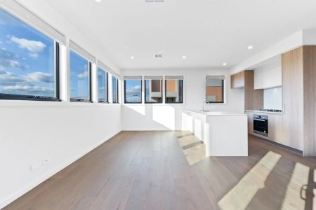 EXPERIENCE ELEVATED LIVING IN BROMPTON ESTATE! - Photo 2