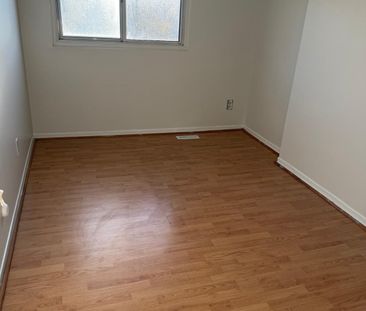 For Lease - 96 Carleton Place, Brampton, Ontario - Photo 1