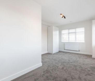 4 bedroom flat to rent - Photo 1
