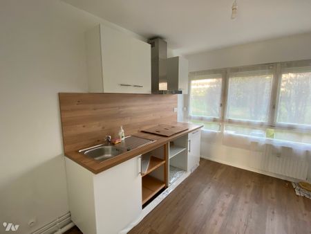 CAEN RUE CHATEAUBRIAND APPARTEMENT F2 53 M² AVEC CAVE ET GARAGE - Photo 4