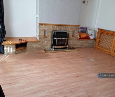 3 bedroom terraced house to rent - Photo 2