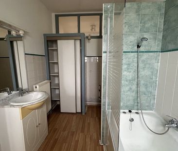 Location Appartement 2 pièces 62m² COGNAC 16100 - Photo 6