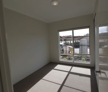 38 Walden Street, Wellard, WA 6170 - Photo 3