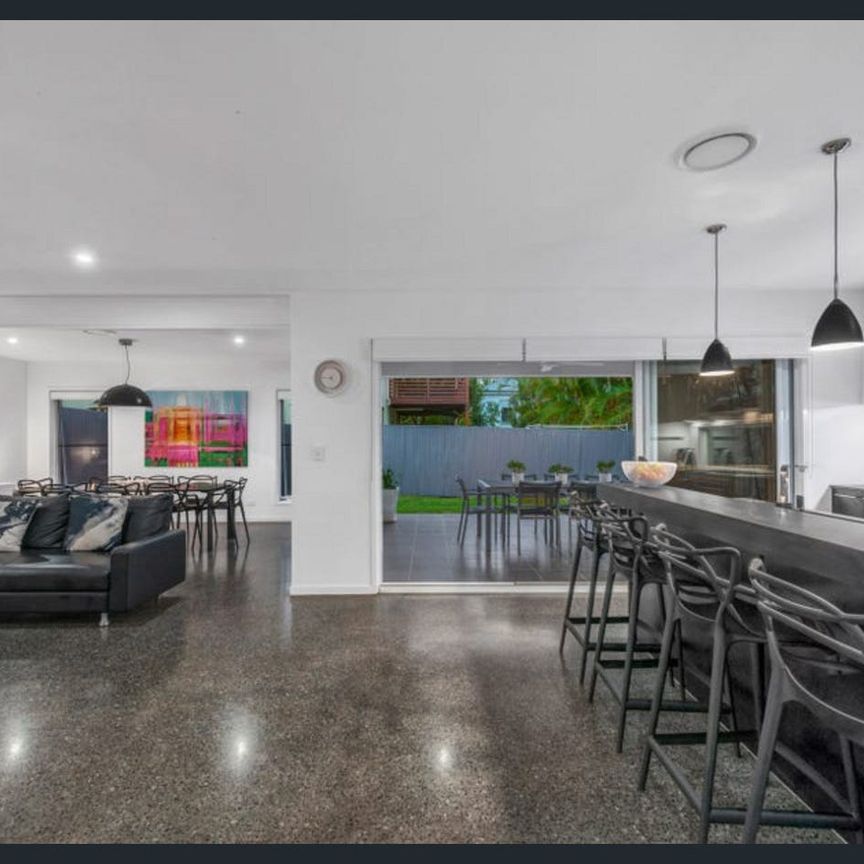 4 Williams Avenue, Hendra, Qld 4011 - Photo 1