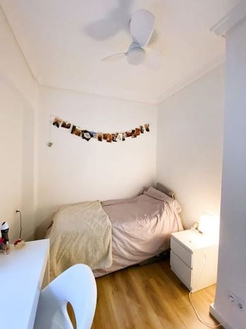 Carrer de Sant Ramon, Valencia, Valencian Community 46003 - Photo 5