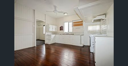 Kepnock Cottage on Corner Block - Photo 3