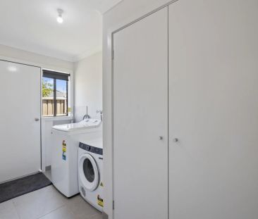 MODERN & STYLISH - Photo 5