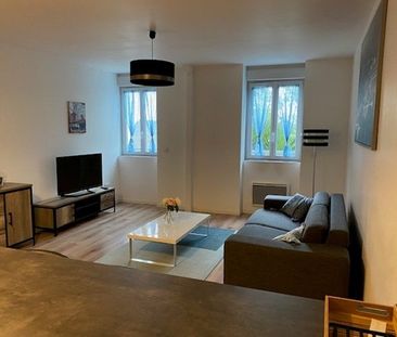 Location Appartement 2 pièces 48m² BAGNERES DE BIGORRE 65200 - Photo 1