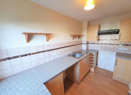 2 bedroom terraced house to rent - Photo 4