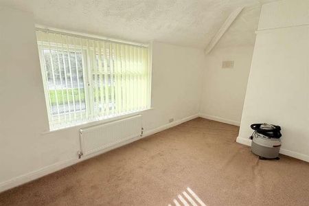 Hall Road, Woolston, Waa, WA1 - Photo 4