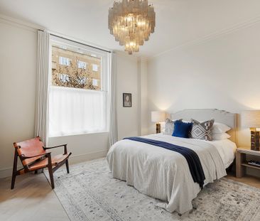 Exquisitely Designed Hideaway in the Heart of Notting Hill - Photo 6