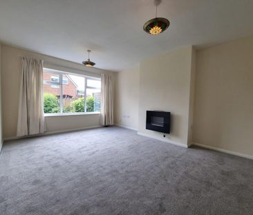 3 bedroom semi-detached house to rent - Photo 2
