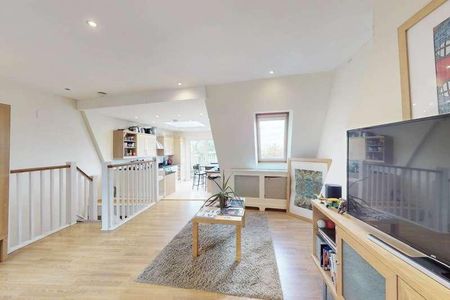 Crewys Rd, Childs Hill, NW2 - Photo 2