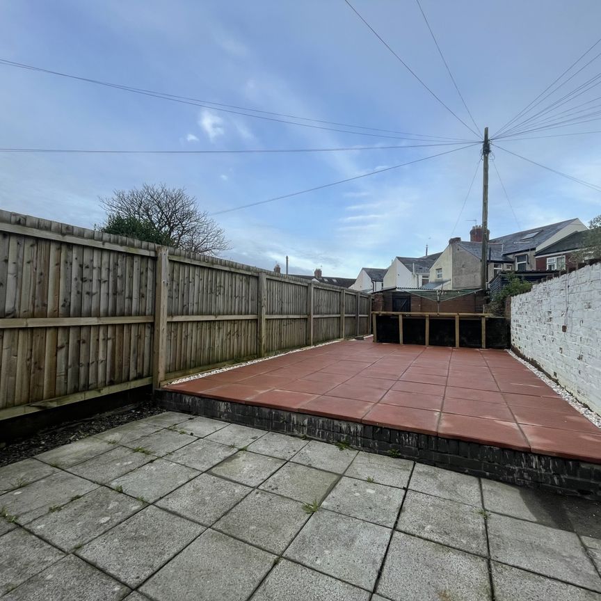 Heathfield Road, Heath - Photo 1