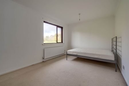 23 Hawthornden Drive, Belfast, BT4 2HG - Photo 4