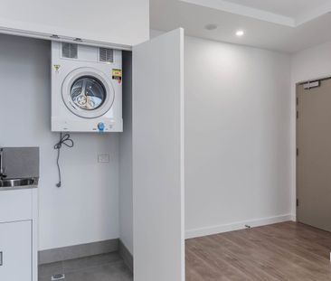 Brand New Apartment! - Photo 6