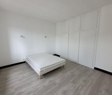 Location Appartement 2 pièces 42m² CONDE SUR L ESCAUT 59163 - Photo 2