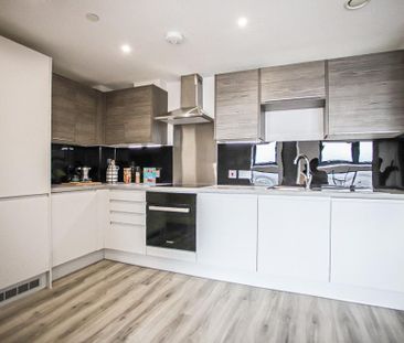 3 bedroom apartment to rent - Photo 6