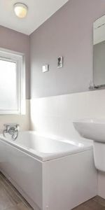 1 Bed Flat, Candleriggs, G1 - Photo 3