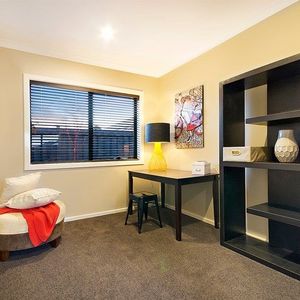 Modern and stylish four-bedroom home in prime location - Photo 2