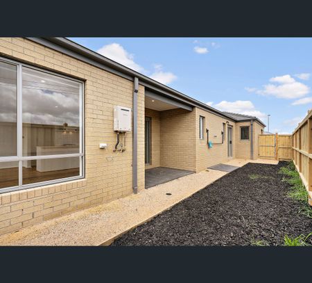 22 Gold Dust Road, Beveridge, Vic 3753 - Photo 5