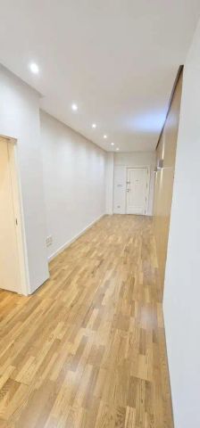 Piso de alquiler en Centro - Photo 3