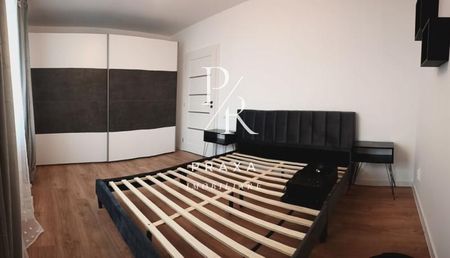 Apartament 2 camere , 45 mp+balcon +gradina , mobilat+parcare, Floresti ! - Photo 5