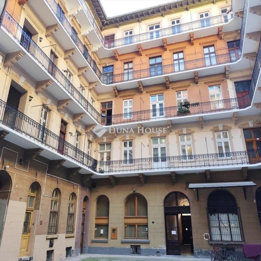 Kiadó újszerű állapotú lakás - Budapest I. kerület - Fotó 1