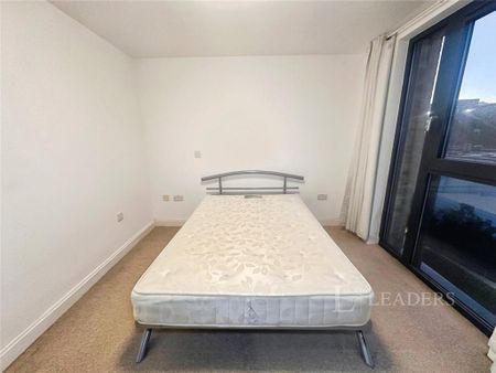1 bedroom flat to rent - Photo 3