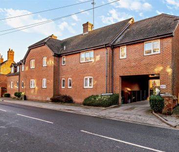 Lloyd Court, Portway - Photo 1