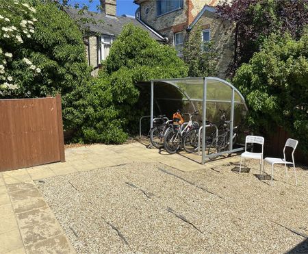 Room 7, 35 Mill Road, Cambridge - Photo 5