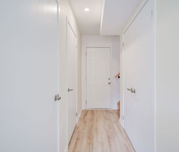 For Lease - 99 Crimson Forest Drive, Vaughan, Ontario - Photo 2