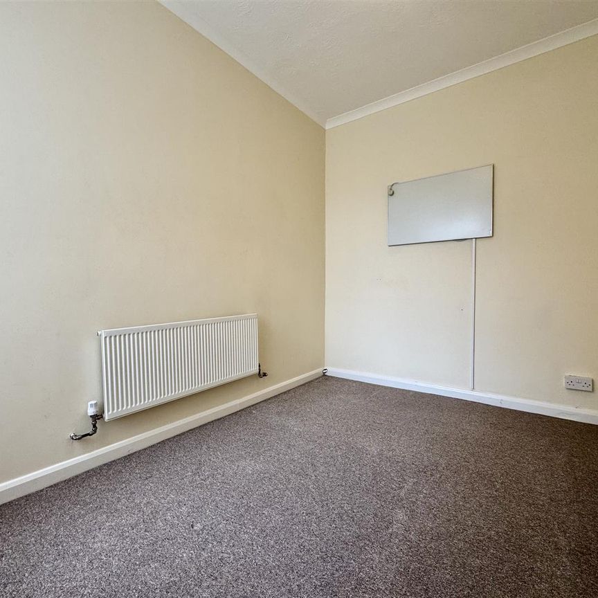 St. James Road, Bexhill-On-Sea, TN40 2DF - Photo 1