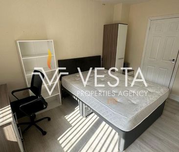 4 bedroom terraced house to rent - Photo 4