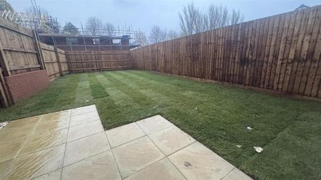 3 bedroom property to rent - Photo 3