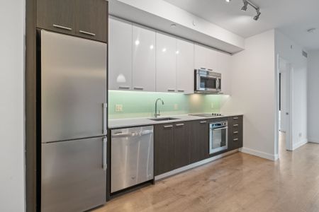 For Lease - 1075 Queen Street Unit# 304, Toronto, Ontario - Photo 4