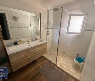 Location Appartement 1 pièce 43m² TOULON 83000 - Photo 4